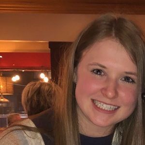 Meet your Posher, Lauren